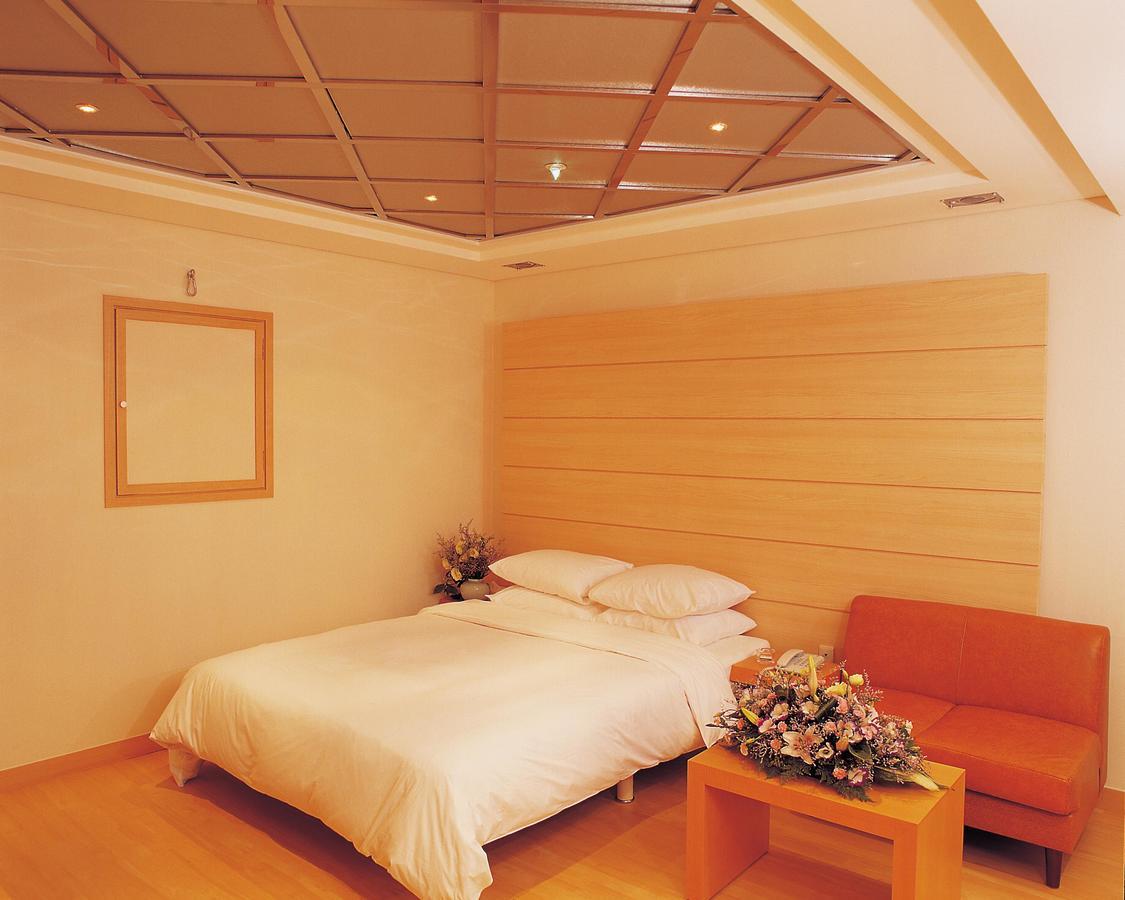 Joa Hotel Чхонджу Экстерьер фото